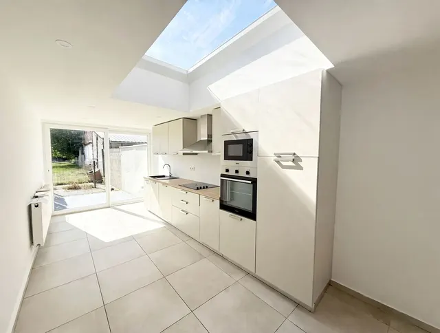 Maison à louer à Frasnes-Lez-Gosselies – 1/10