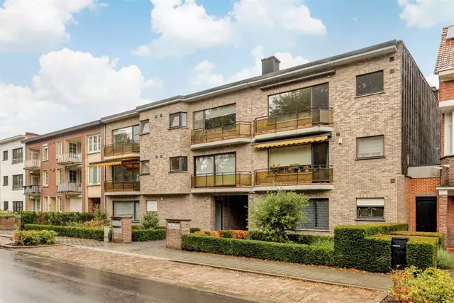 Appartement à vendre à Brasschaat – 1/10
