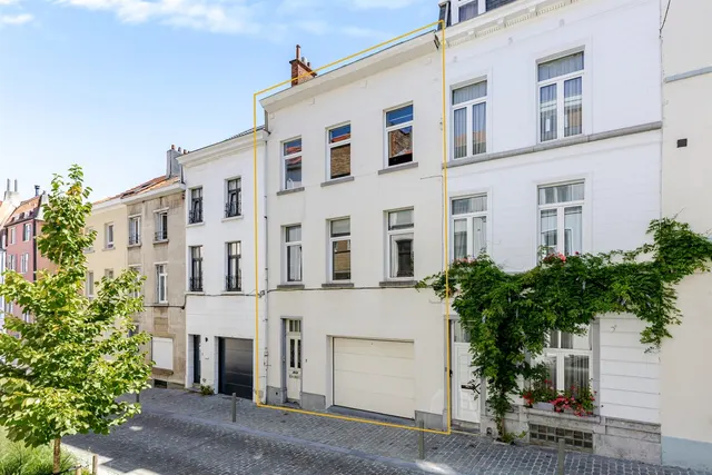 Huis for sale in Elsene – 1/10