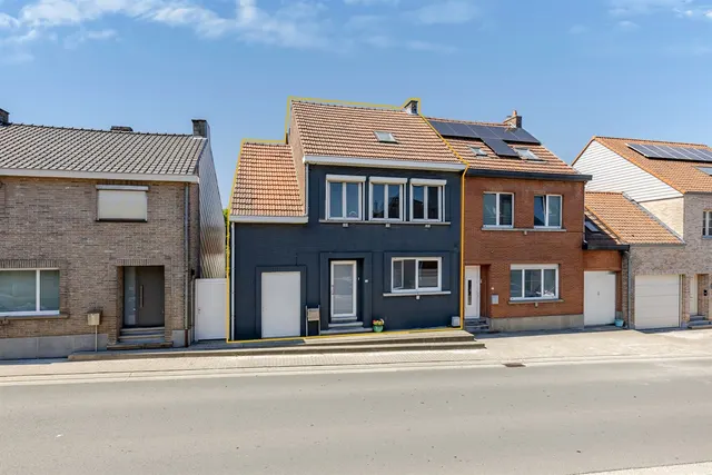Huis te koop in Burst – 1/10