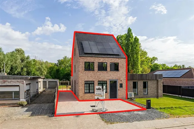 Eengezinswoning te koop in Stekene – 1/10