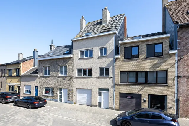 Huis te koop in Oostende – 1/10