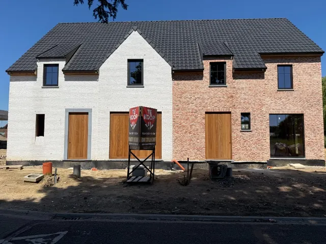 Woning te koop in Diepenbeek – 1/10
