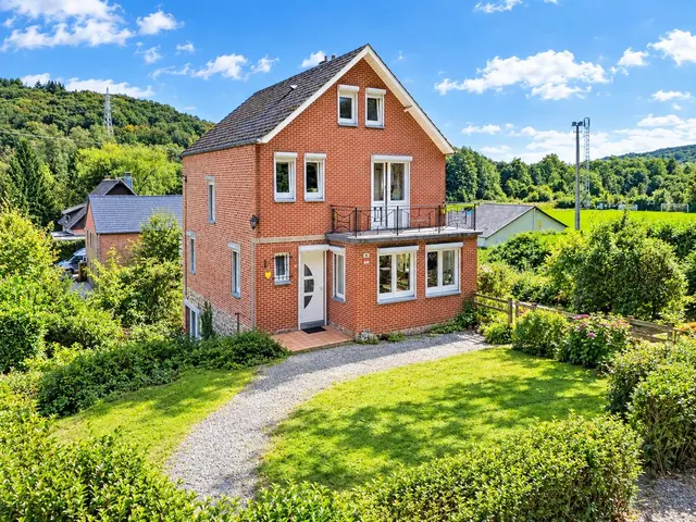 Huis te koop in Hastière – 1/5