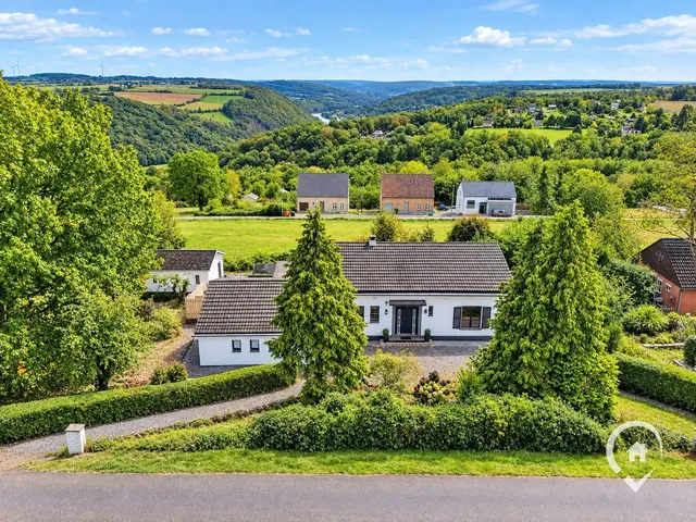 Villa te koop in Hastière – 1/5