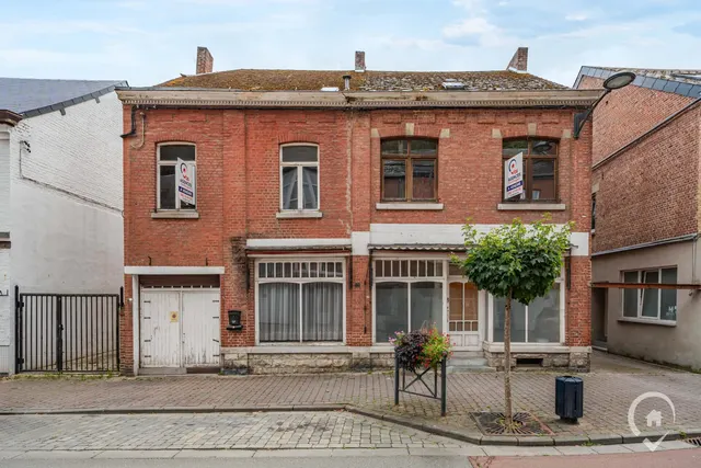 Huis te koop in Hastière – 1/5