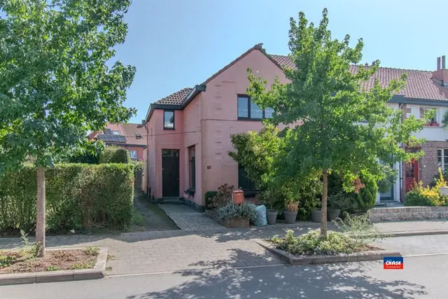 Villa te koop in Mortsel – 1/10