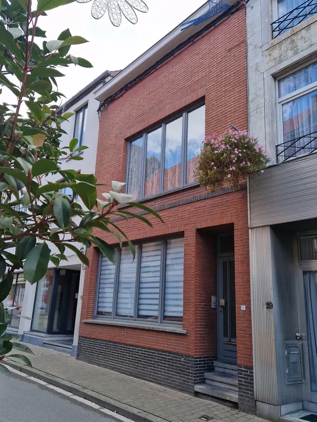 Rez-de-chaussée te huur in Enghien – 1/10