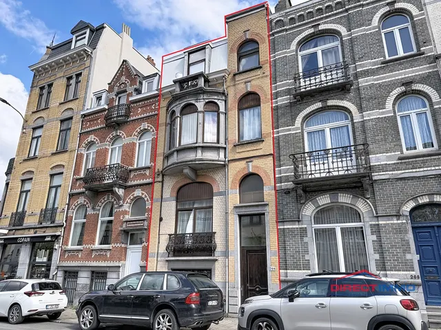 Huis te koop in Schaerbeek – 1/10