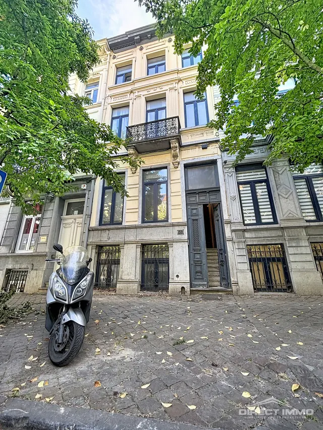 Huis te koop in Schaerbeek – 1/10