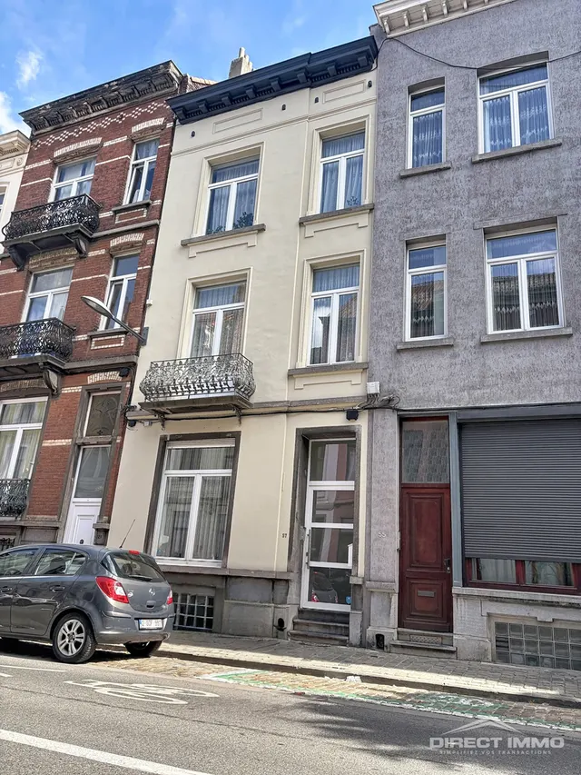 Huis te koop in Schaerbeek – 1/10