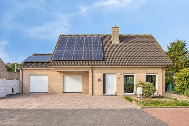 Villa à vendre à De Panne – 1/10