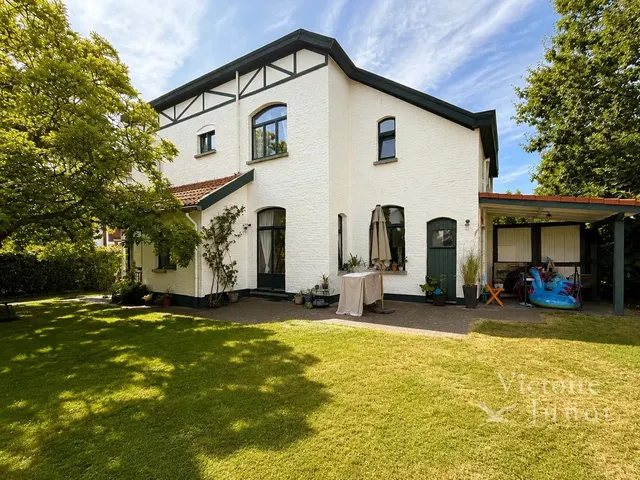 Maison à louer à Woluwe-Saint-Pierre – 1/10