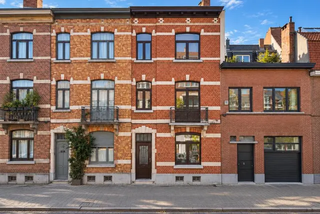 Appartement te huur in Etterbeek – 1/10