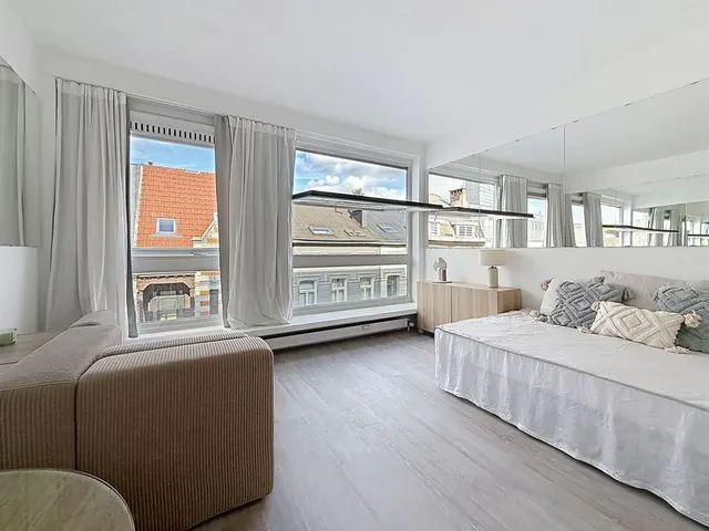 Studio à louer à Ixelles – 1/3