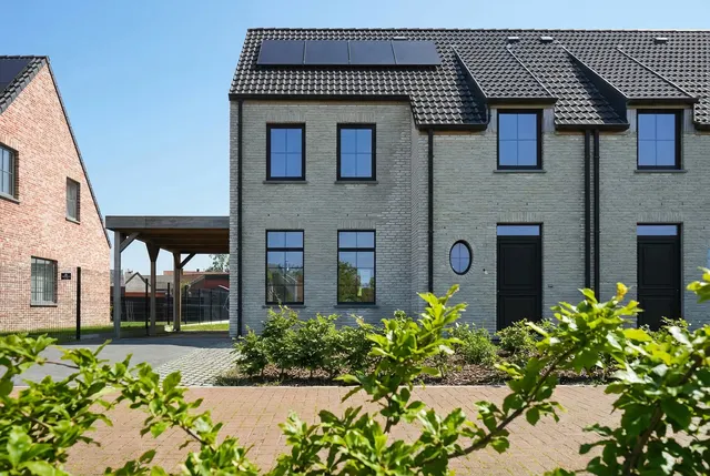 Huis for sale in Ooigem – 1/10
