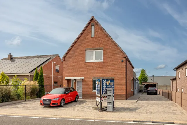 Huis te koop in Hechtel-Eksel – 1/10