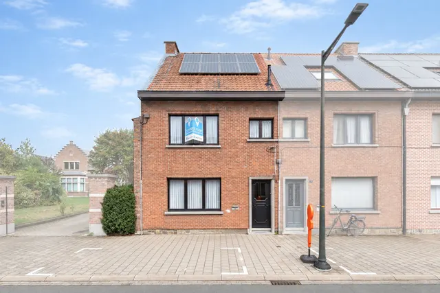 Huis à vendre à Bazel – 1/10