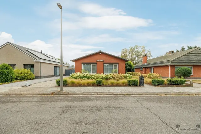 Huis à vendre à Stabroek – 1/10