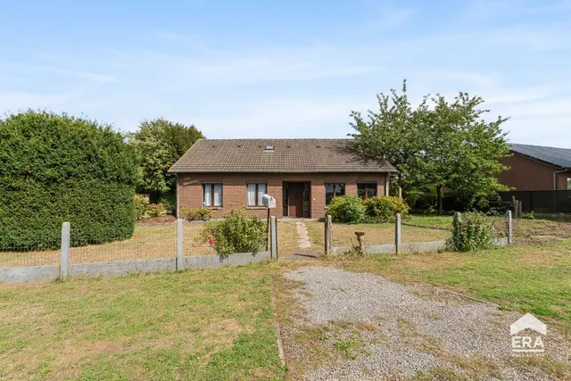 Huis te koop in Oudsbergen – 1/10