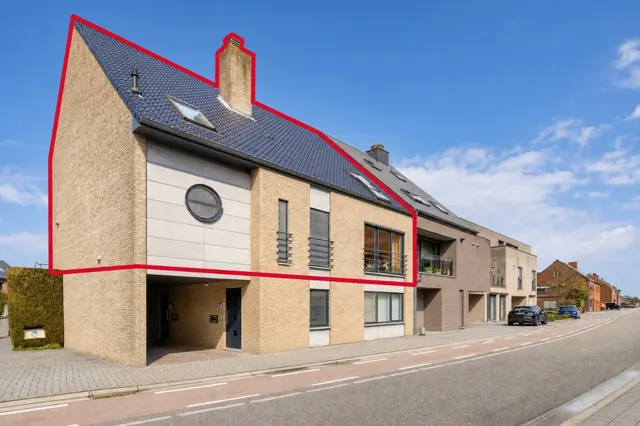 Appartement te koop in Lommel – 1/10
