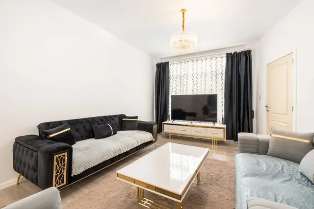 Huis à vendre à Antwerpen – 1/9