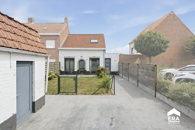 Huis te koop in Vlamertinge – 1/10