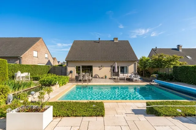 Huis te koop in otegem – 1/10