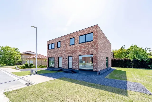 Maison à vendre à Hooglede – 1/10