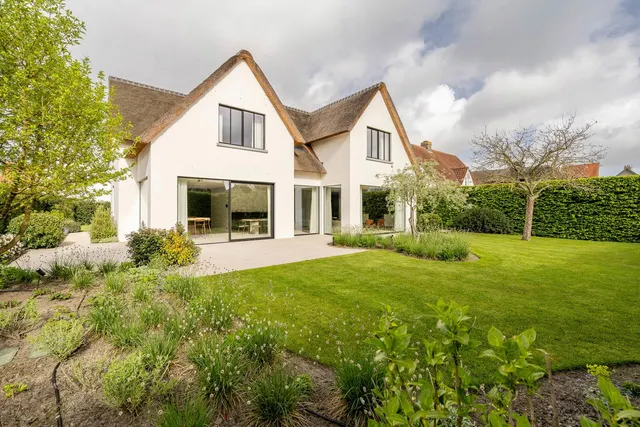 huis for sale in Knokke-Heist – 1/10