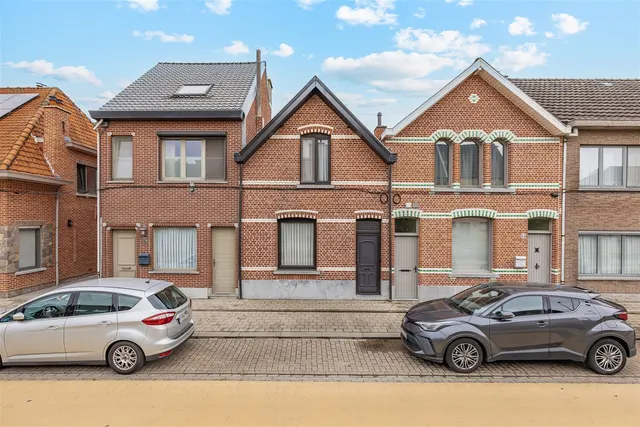 Huis for sale in Nieuwkerken-Waas – 1/10
