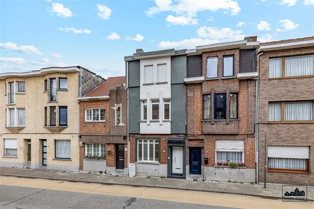 Huis for sale in Sint-Niklaas – 1/10
