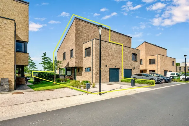 Huis te koop in Oosterzele – 1/10
