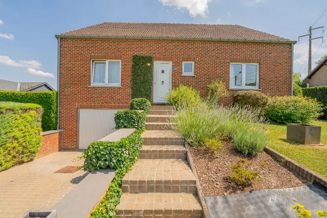 Maison à vendre à Annevoie – 1/10