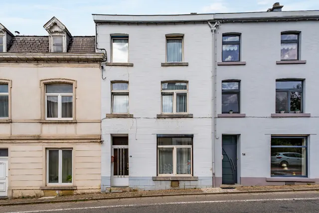 Huis te koop in Saint-Hubert – 1/10