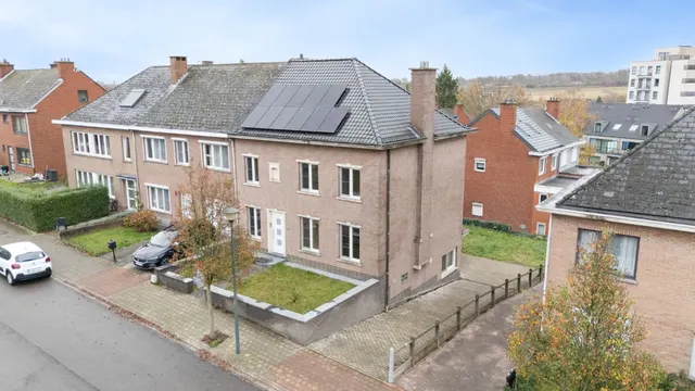 Huis te koop in Sint-Stevens-Woluwe – 1/10