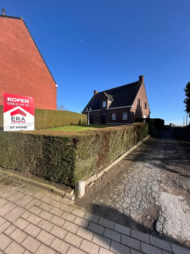 Huis te koop in Moorslede – 1/10