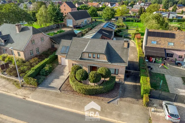 Huis te koop in Bree – 1/10