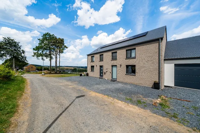 House for sale in Bastogne – 1/10