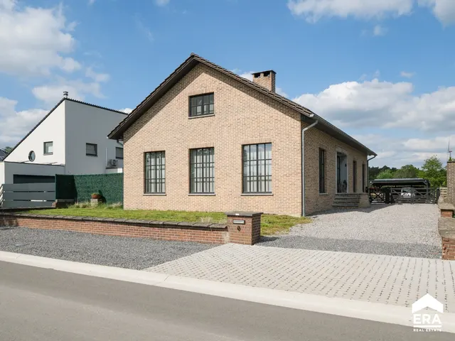Maison à vendre à Diepenbeek – 1/10