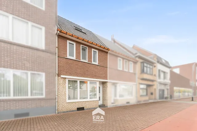 Huis te koop in Maaseik – 1/10