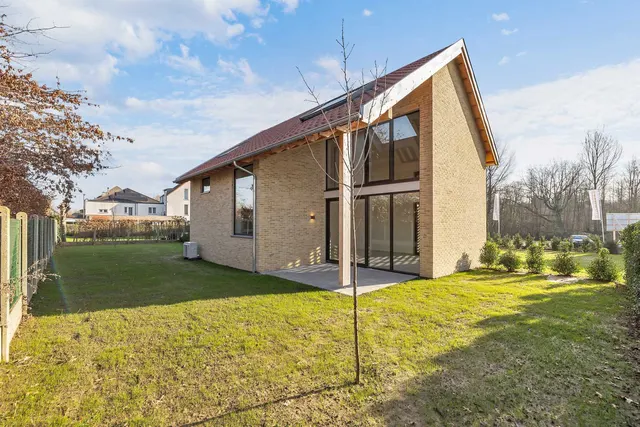 Huis te koop in Roosdaal – 1/10