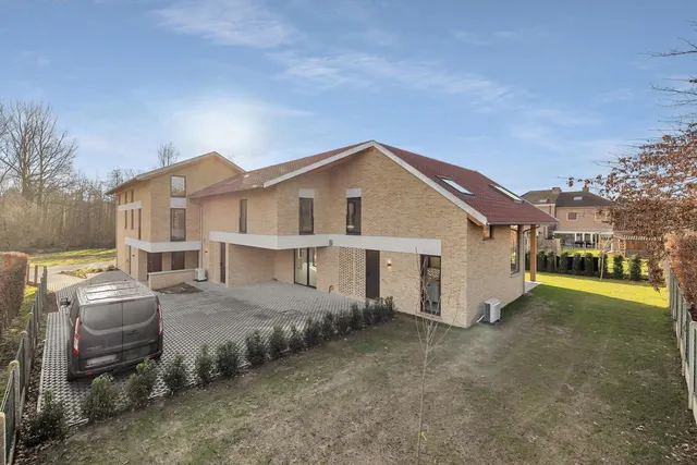 Appartement te koop in Roosdaal – 1/10