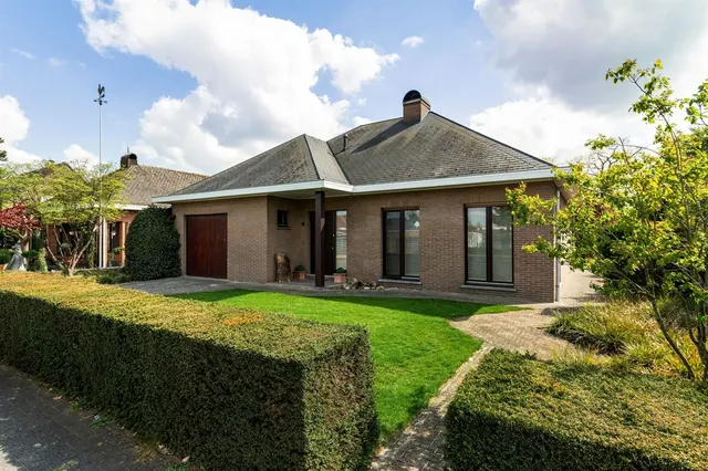 Huis te koop in Beerse – 1/10