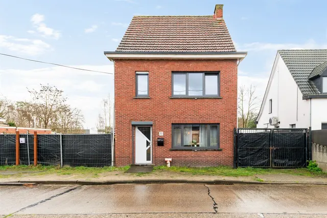 Huis te koop in Beerse – 1/10