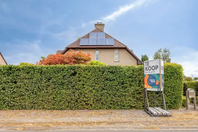 Huis te koop in Genk – 1/10