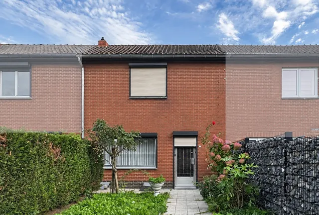 Huis te koop in Genk – 1/10