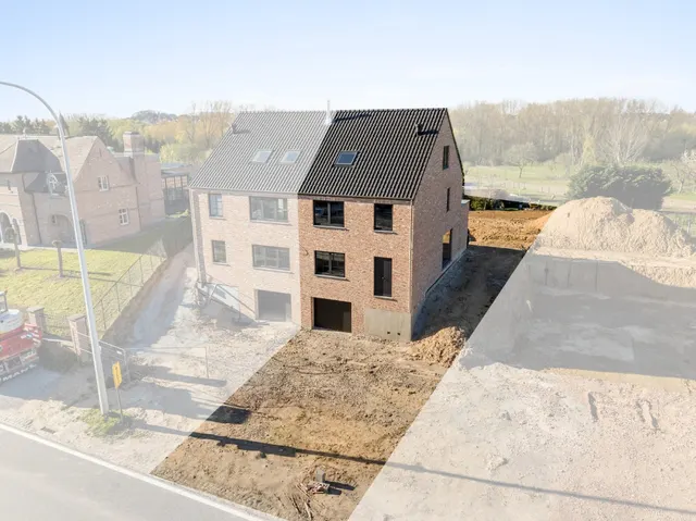 Huis te koop in Roosdaal – 1/10