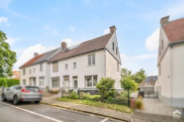 Huis te koop in Genk – 1/10