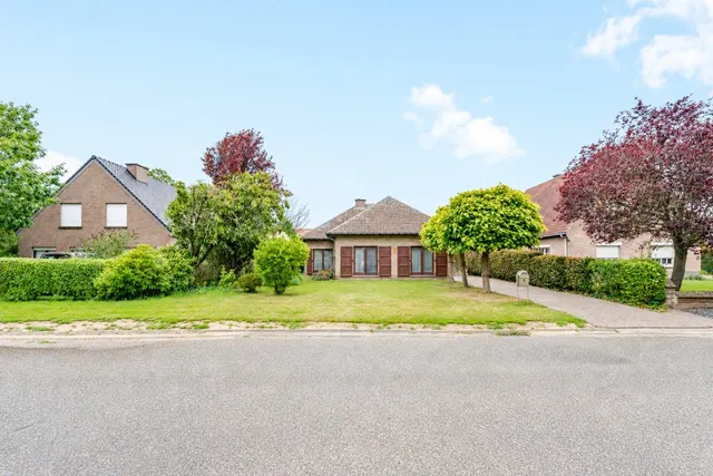Huis te koop in Humbeek – 1/10
